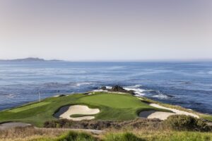 The Sanctuary Golf & Social Club in Brentwood, TN, golfing.