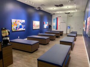 Stretchlab in Brentwood, TN provides fitness, one-on-one and group stretch sessions with professional-assisted stretching routines.