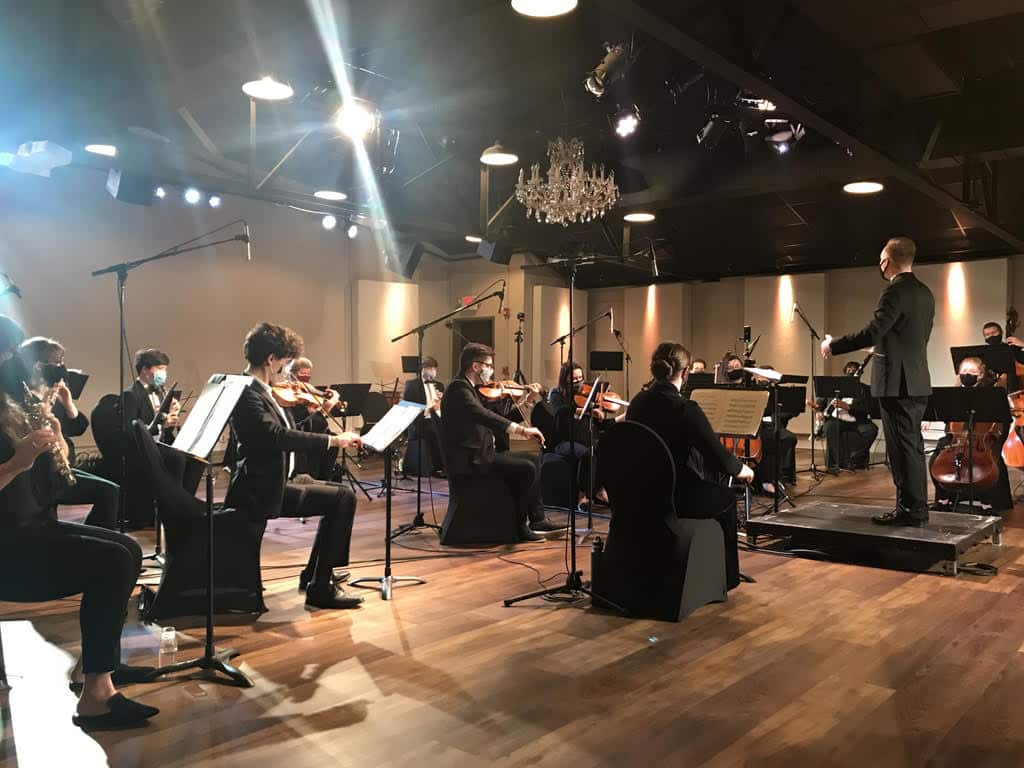 Middle Tennessee Sinfonietta performing.