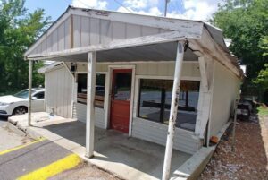 Beard’s Grocery & Market, Franklin, TN.