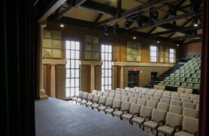 Williamson County Performing Arts Center in Franklin offers affordable entertainment for the whole family in the heart of downtown Franklin, Tennessee!