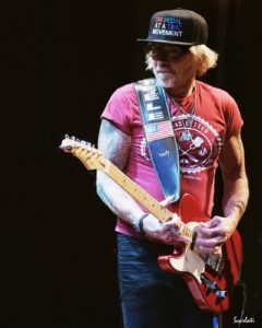 Award-winning songwriter Jeffrey Steele2