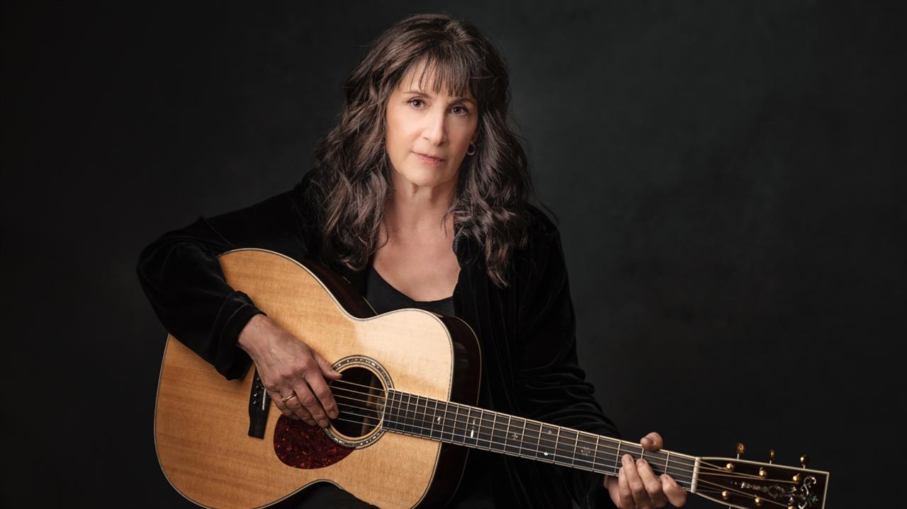 Karla Bonoff