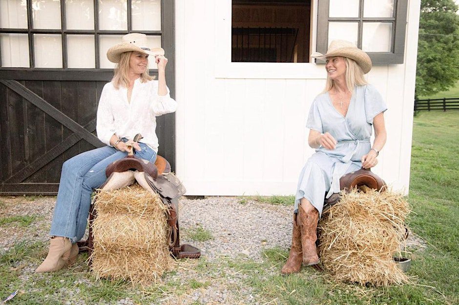 Women talking outside on hay seats at Ranch Round at Trace View Ranch in Franklin, TN, a night of country music and fun at Trace View Ranch! Experience an authentic Nashville style writers round with performances by Wil Nance, Josiah Siska, Andrew Bloom, Tiera Kennedy, Charly Reynolds, and Nicole Croteau.