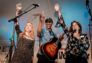 Harpeth River Swing, an event in Franklin, Tennessee to protect local rivers, enjoy live music, dancing, and more.