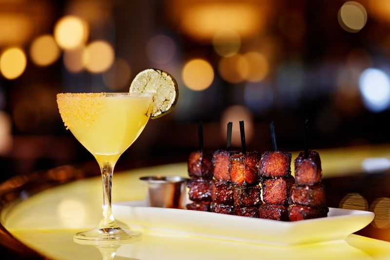 Perry's Steakhouse & Grille - Cool Springs Bar