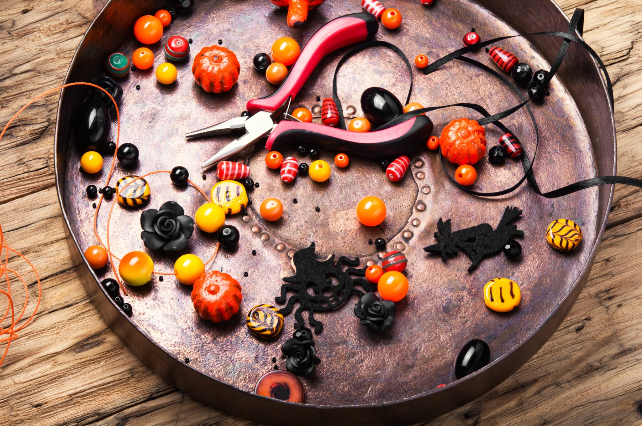 Halloween Jewelry Making Brentwood TN Event at the Brentwood Library.