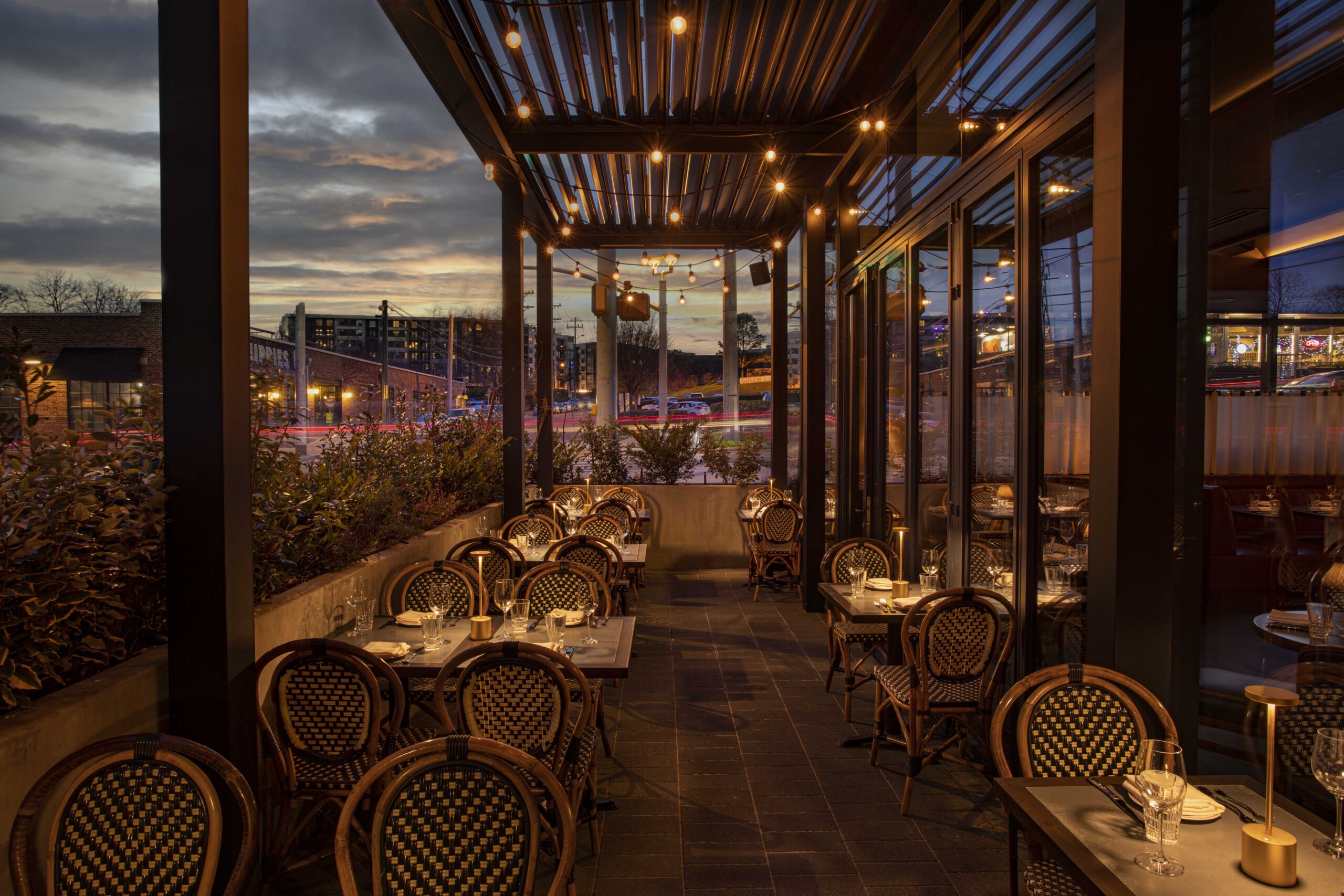 Carne Mare Nashville Italian Chophouse Outdoor Patio Dining