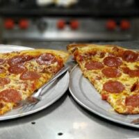 Mineo's Pizza & Wings Franklin, TN_Pizza Slices