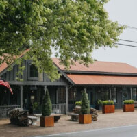 Leiper's Creek Gallery in Leiper's Fork, Tennessee.