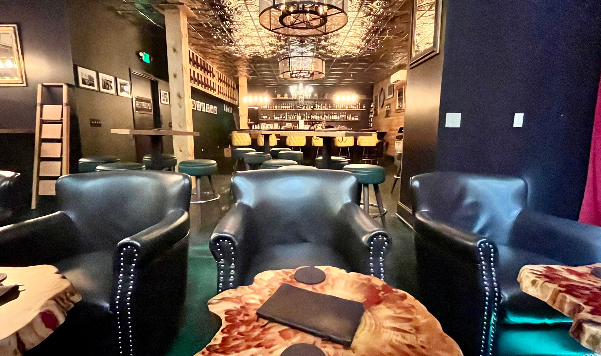 Amendment XVIII Cocktail Club in Franklin, TN offers spirits, wine beer and more.