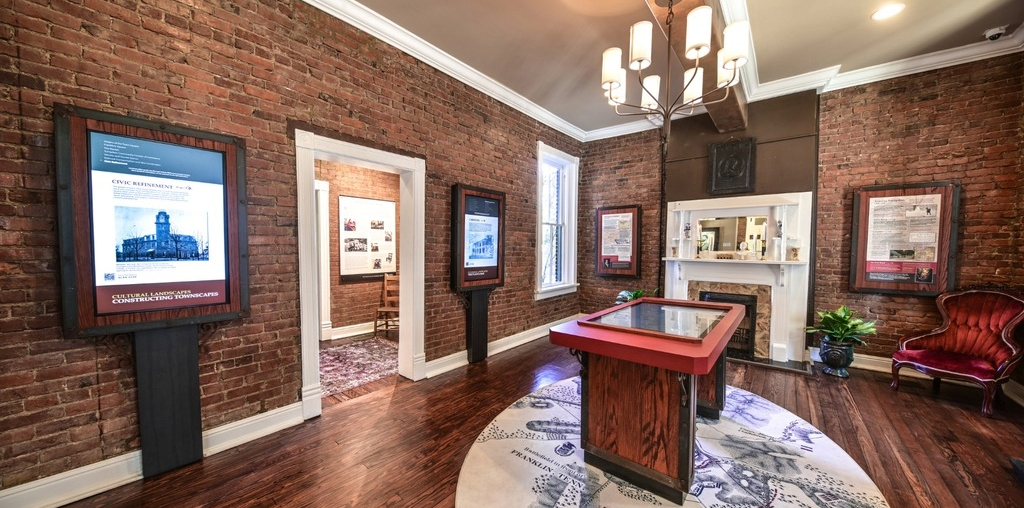 Moore Morris History and Culture Center