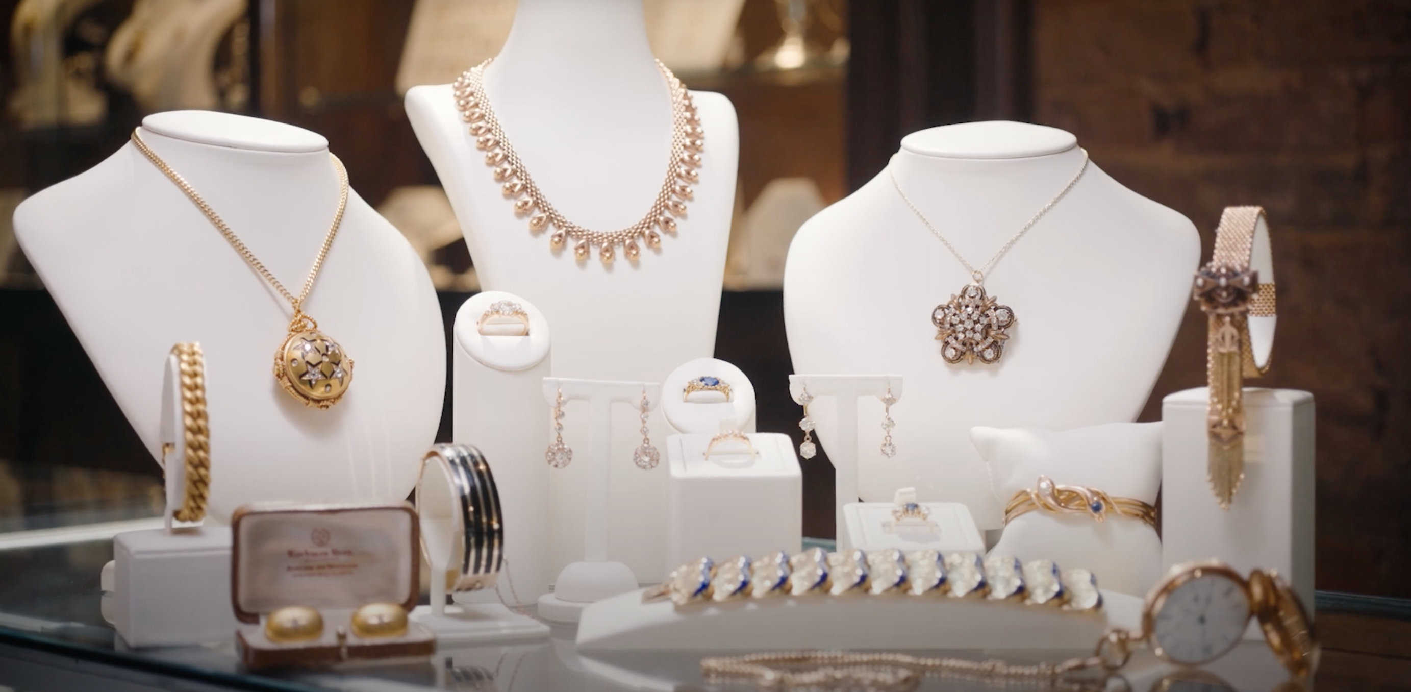 Closeup Display at Walton's Jewelers