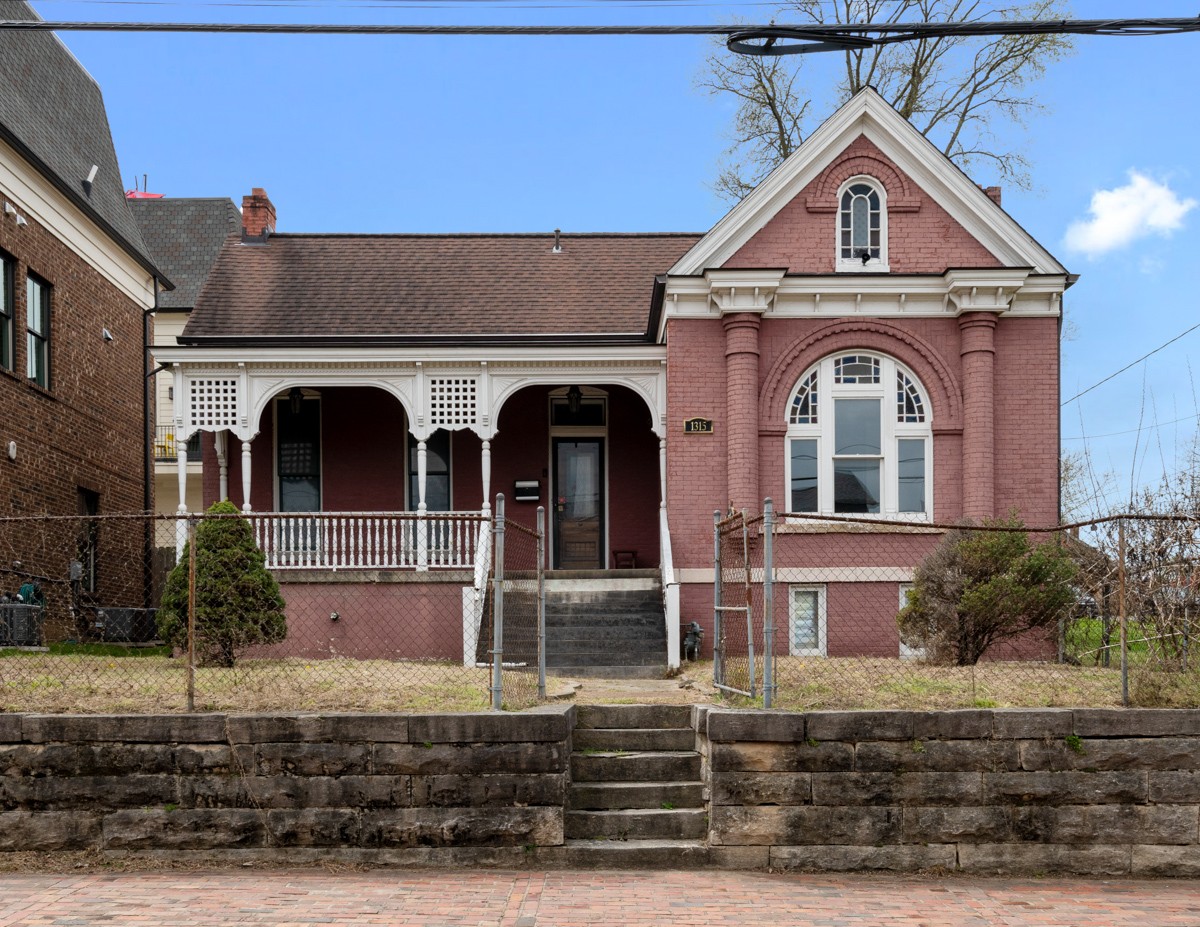 Photo provided by listing agent Leah Selvig of Parks Realty_1315 5th Ave. N. Exterior