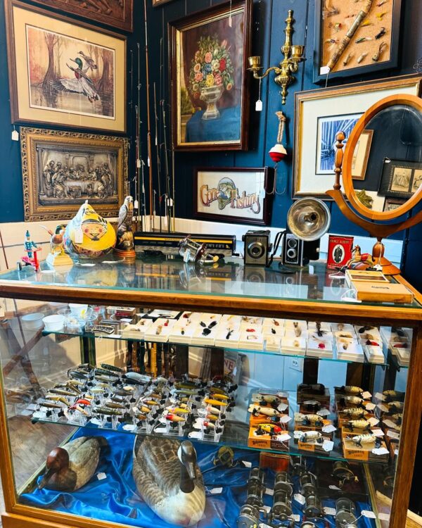 Franklin Antique Mall in Historic Downtown Franklin_Antiques for Sale.