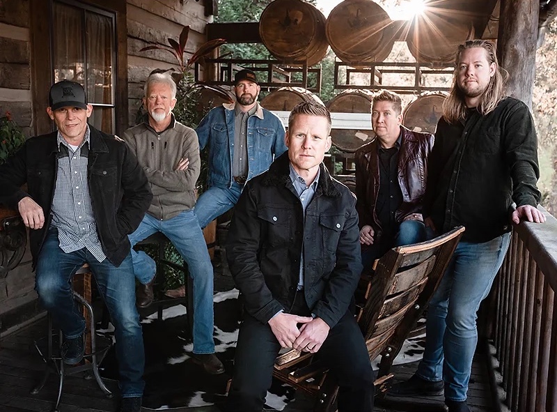 Mike Thomas Band @ Fox & Locke Leiper's Fork, Tenn.