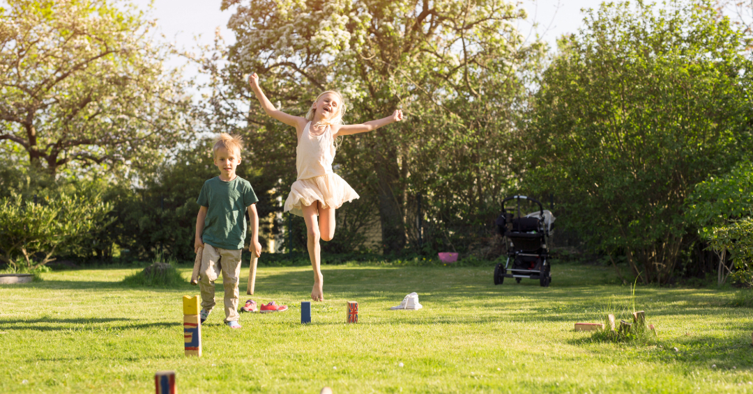 Kids playing in backyard Franklin TN