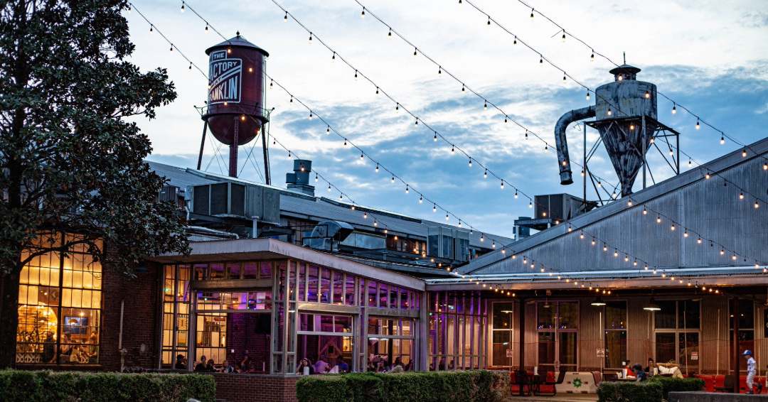 Outdoor dining at The Factory at Franklin