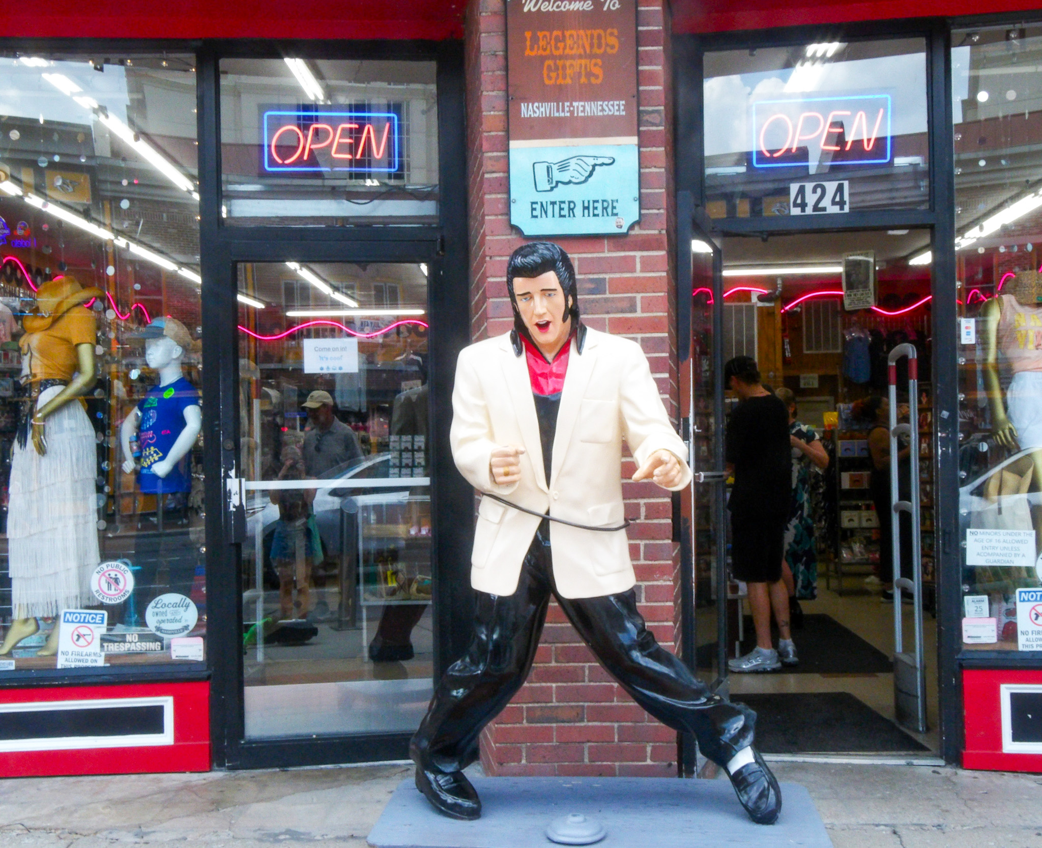 Broadway Nashville, Tennessee 03