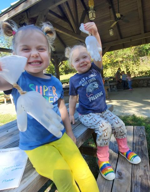 Knee-High Naturalist Class at Owl's Hill in Brentwood, TN, kids event.