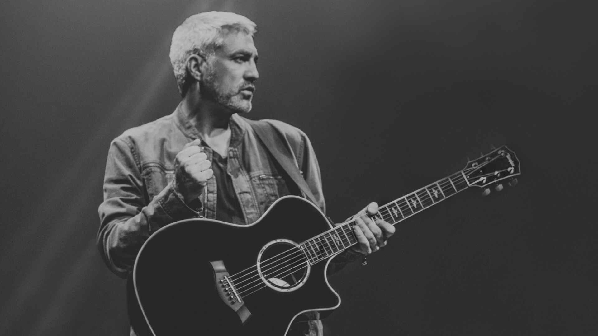 Taylor Hicks at The Franklin Theatre.